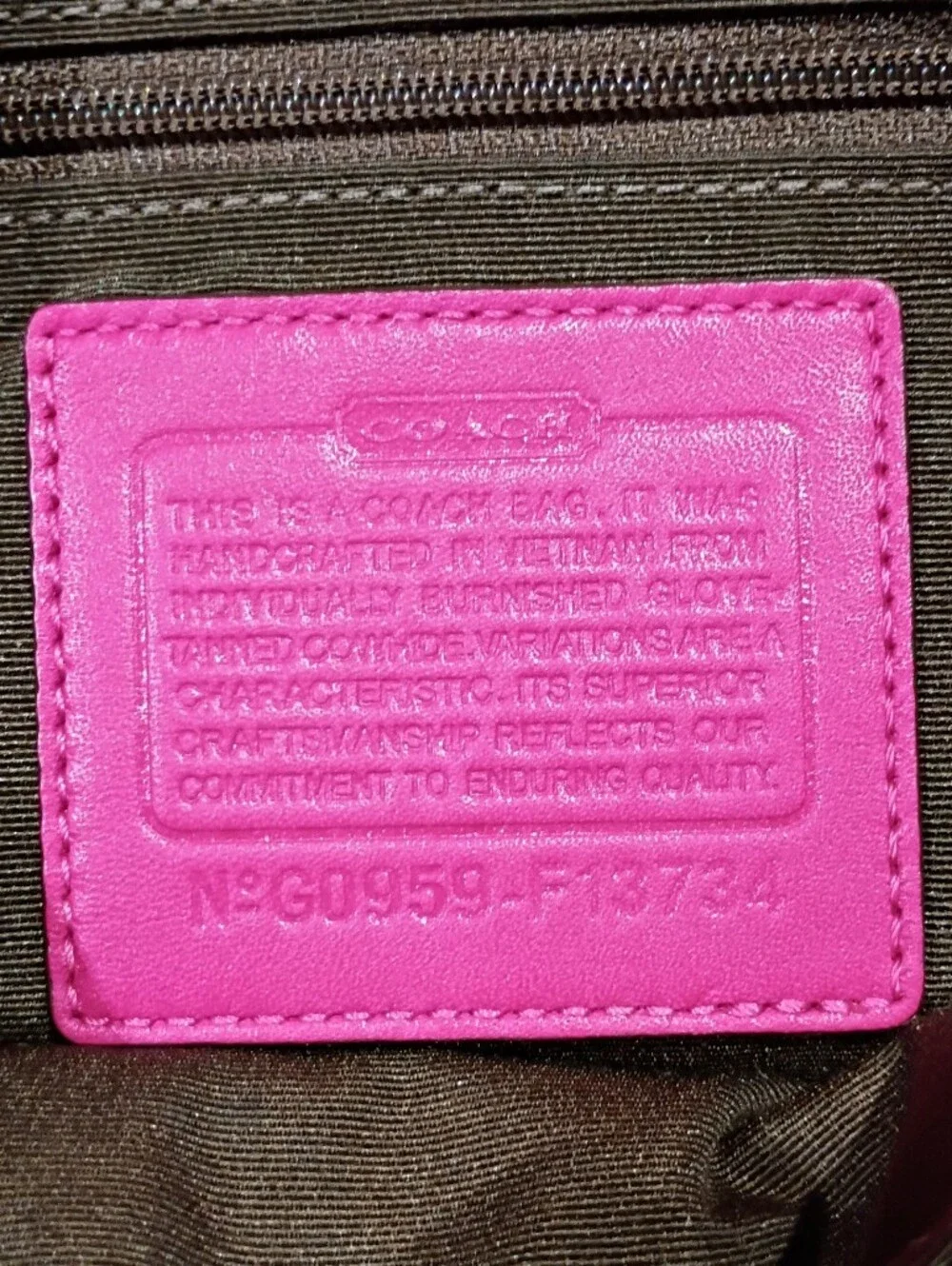 Coach Vintage Pleated Leather Large Wristlet in Fucsia